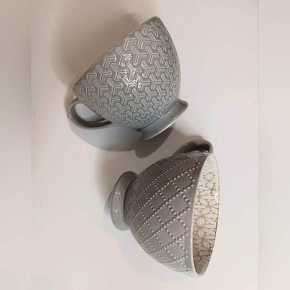 Two stoneware cups - Picture 2 of 3
